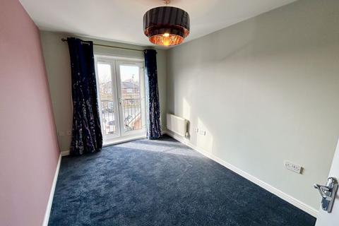 2 bedroom apartment to rent, Pinhigh Place, Salford