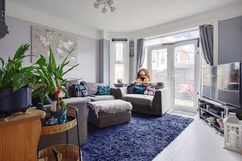 3 bedroom house for sale, Spurgeon Road, Kings Park