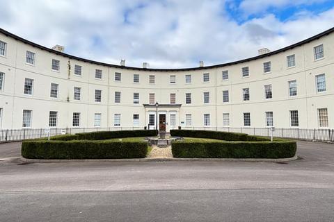 1 bedroom apartment for sale, The Crescent, Gloucester