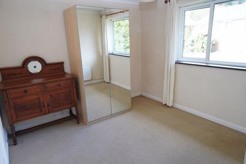 2 bedroom flat for sale, Rosemary Court, High Wycombe HP12