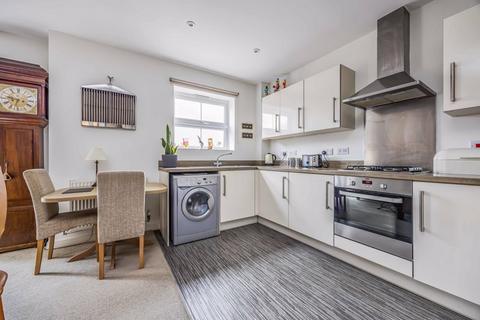 2 bedroom coach house for sale, Skylark Avenue, Emsworth