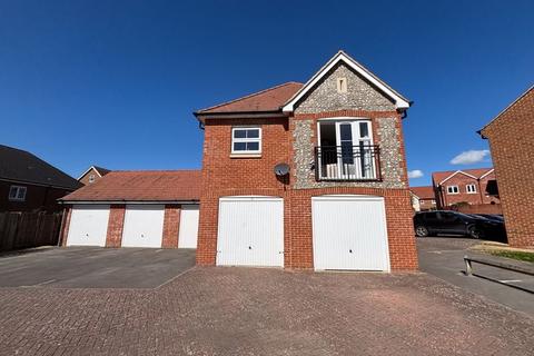 2 bedroom coach house for sale, Skylark Avenue, Emsworth