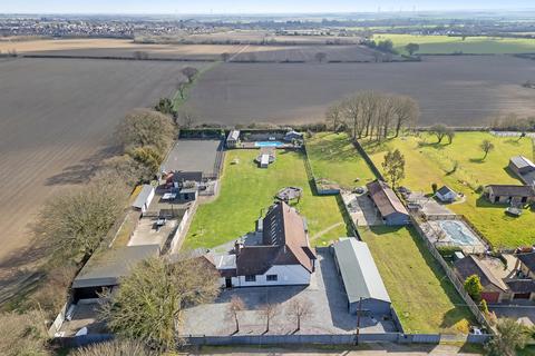 7 bedroom detached house for sale, Scalby Road, Southminster, CM0