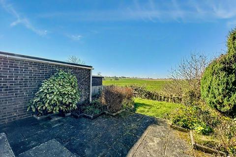 2 bedroom detached bungalow for sale, Castlegate Drive, Pontefract WF8