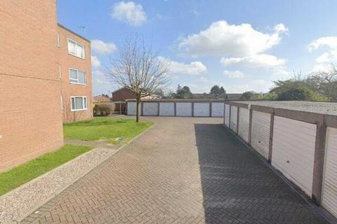 Garage to rent, Rosemary Road, Birmingham B33