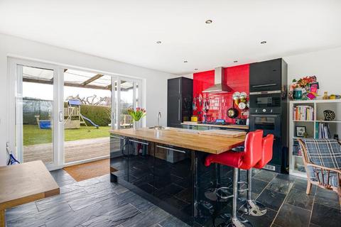 undefined, Cam, Dursley GL11