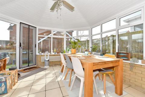 3 bedroom semi-detached house for sale, Thistledown, Deal CT14