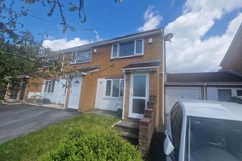 2 bedroom end of terrace house to rent, Pen Y Garn, Pentrechwyth