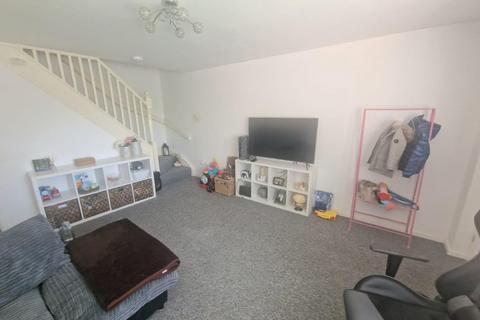 2 bedroom end of terrace house to rent, Pen Y Garn, Pentrechwyth