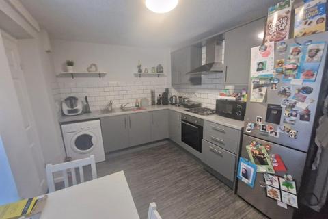 2 bedroom end of terrace house to rent, Pen Y Garn, Pentrechwyth