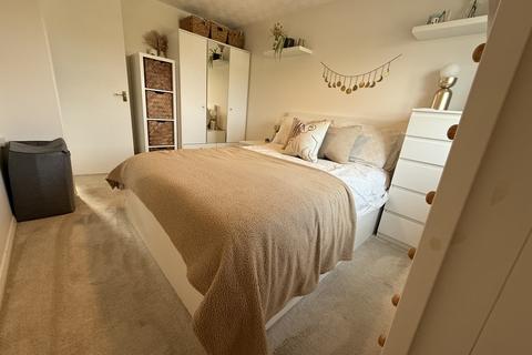 128 Ferndene, Bradley Stoke, Bristol, BS32 9DF