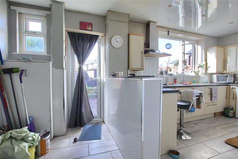 3 bedroom end of terrace house for sale, Acklam Road, Middlesbrough