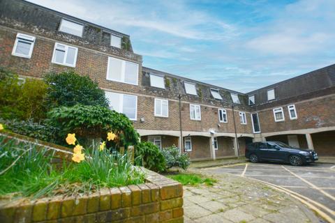 2 bedroom apartment to rent, Brighton BN2