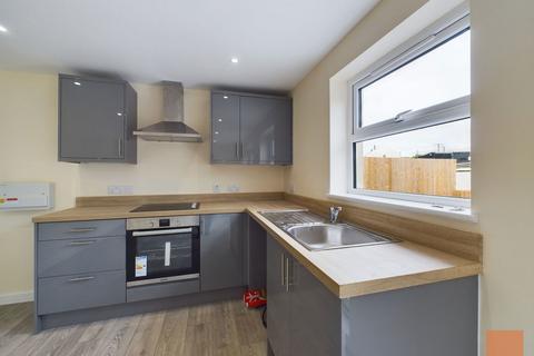 3 bedroom semi-detached house to rent, Madison Villas, Longdowns, Penryn, TR10 9DL