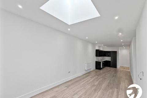 3 bedroom flat to rent, Lowfield Street, Dartford, Kent, DA1