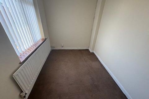4 bedroom detached house to rent, 10a Canterbury Close