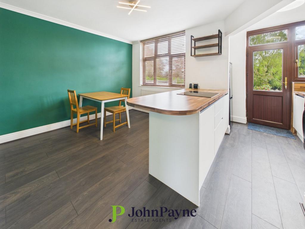 Rear Dining Kitchen
