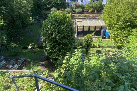 3 bedroom detached house for sale, Hendra Gardens, Launceston, Cornwall, PL15