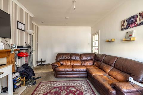 undefined, Mansfield Gardens, Hawick TD9