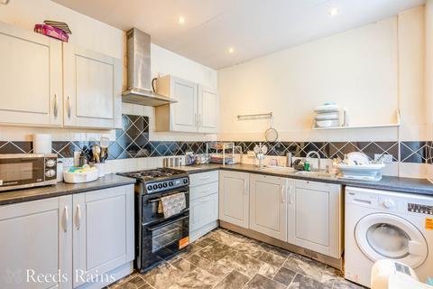 66 Belvedere Road, Burnley, BB10 4BE