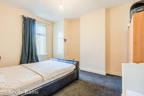 66 Belvedere Road, Burnley, BB10 4BE