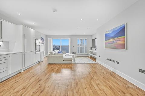 3 bedroom penthouse for sale, Charrington Place, Hertfordshire AL1