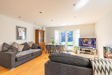 3 bedroom detached house for sale, Birch Way, St. Albans AL2