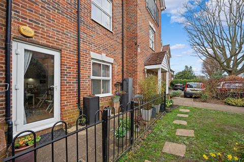 2 bedroom apartment for sale, Overton Road, Sutton SM2