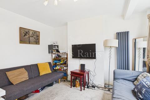 9 Burnham Crescent, Dartford, DA1 5BA