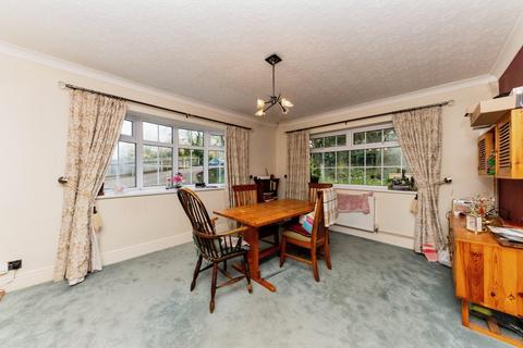 80 Cooper Lane, Laceby, Grimsby, DN37 7AS