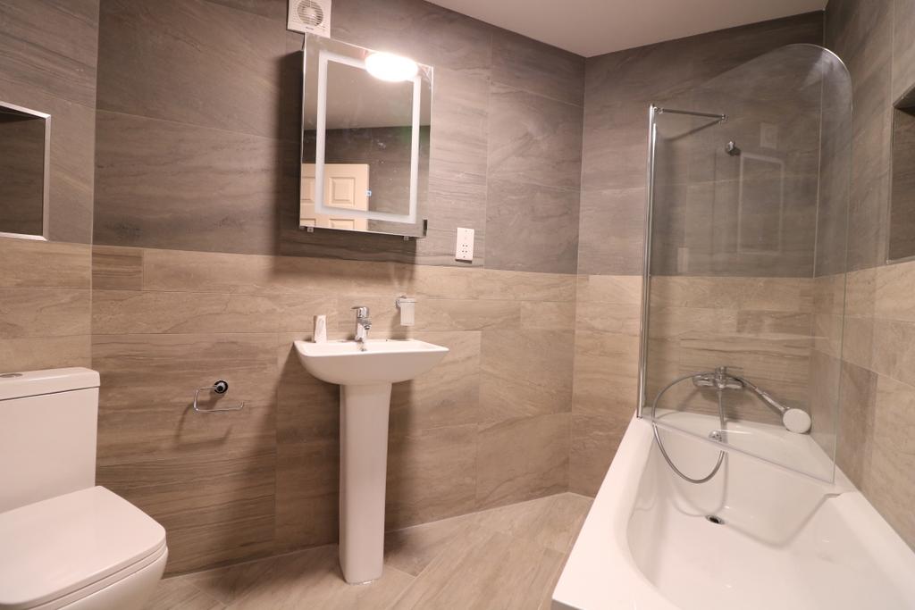 Bathroom/Shower Room