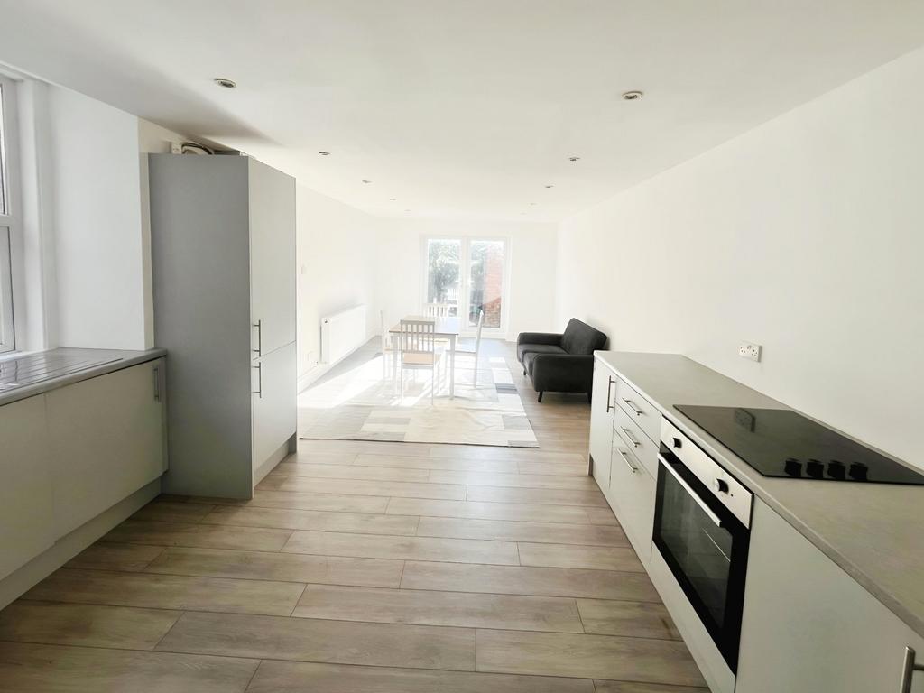 Kitchen 2