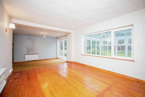 4 bedroom detached house for sale, Sallows Shaw, Cobham DA13