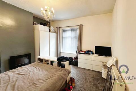 111 Beal Lane, Shaw, Oldham, OL2 8PH