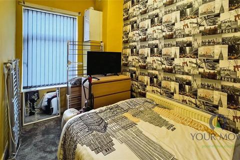 111 Beal Lane, Shaw, Oldham, OL2 8PH