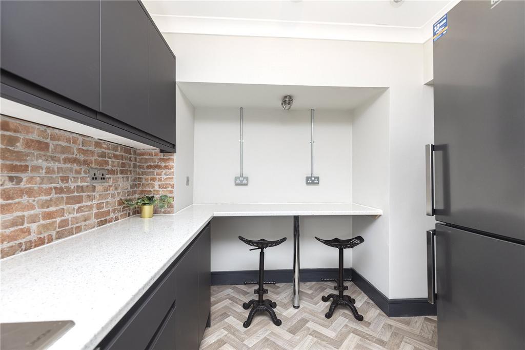 House in Southampton, Bevois Mount, Westwood Park - More
