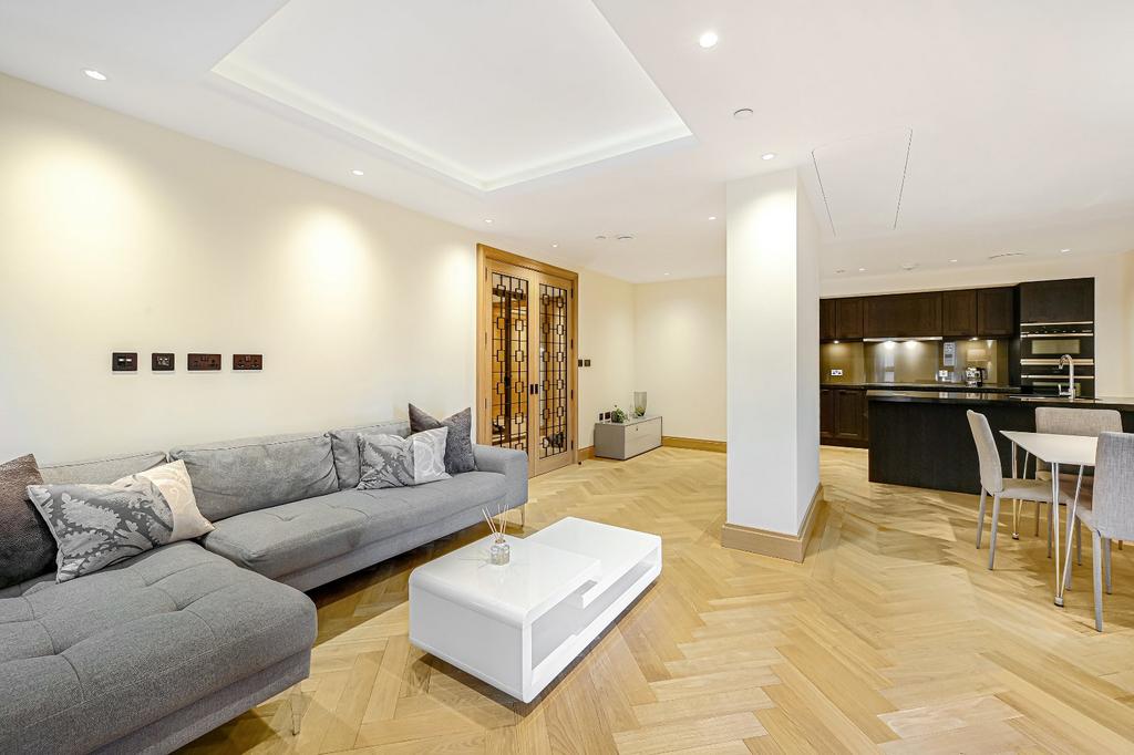 Reception/Kitchen