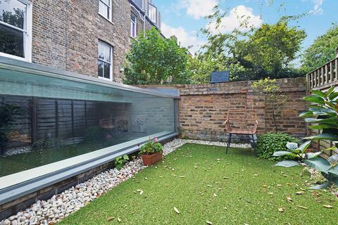 2 bedroom apartment to rent, Ramsden Road, SW12