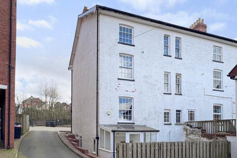 2 bedroom townhouse for sale, High Street, Llandrindod Wells, LD1