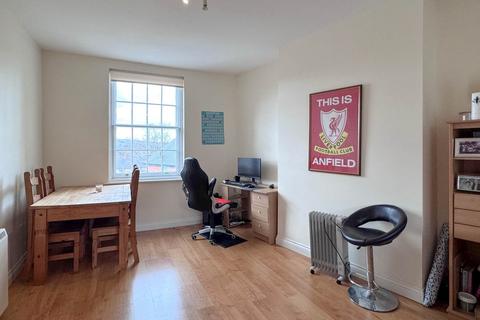2 bedroom townhouse for sale, High Street, Llandrindod Wells, LD1