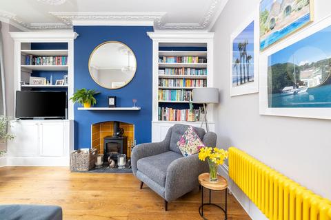9 Brecknock Road, Bristol, BS4 2DE