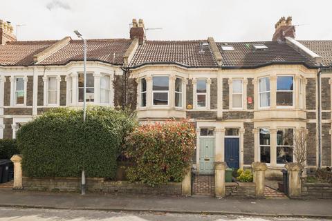 9 Brecknock Road, Bristol, BS4 2DE