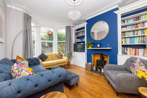9 Brecknock Road, Bristol, BS4 2DE