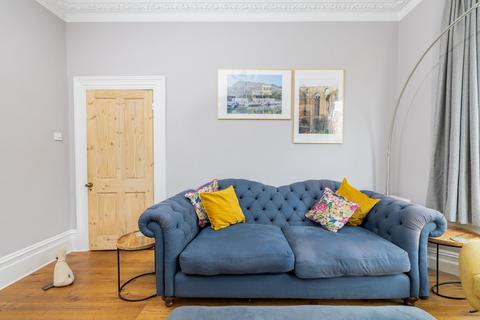 9 Brecknock Road, Bristol, BS4 2DE