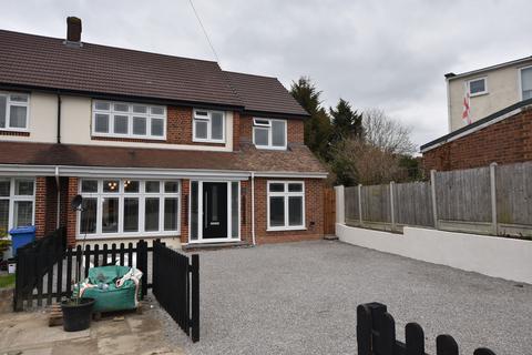 4 bedroom semi-detached house for sale, Beverley Gardens, Hornchurch, RM11