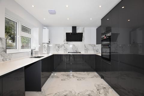 4 bedroom semi-detached house for sale, Beverley Gardens, Hornchurch, RM11
