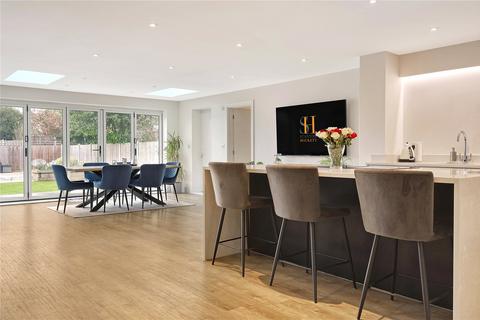 3 Hillary Mount, Billericay, CM12 9JS