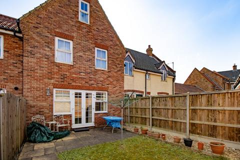 13 Baxter Close, Fakenham, NR21 8LE