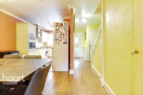 91 Whybridge Close, Rainham, RM13 8BD