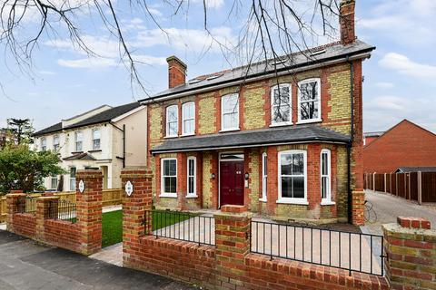 undefined, Alexandra Road, Farnborough, GU14